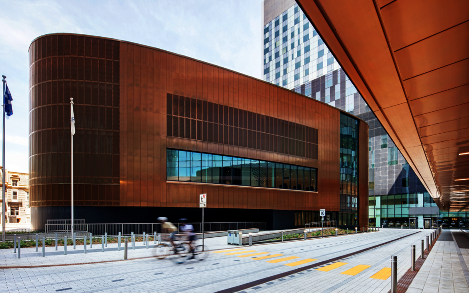 Dernière phase du nouveau complexe hospitalier du CHUM et amphithéâtre Pierre-Péladeau