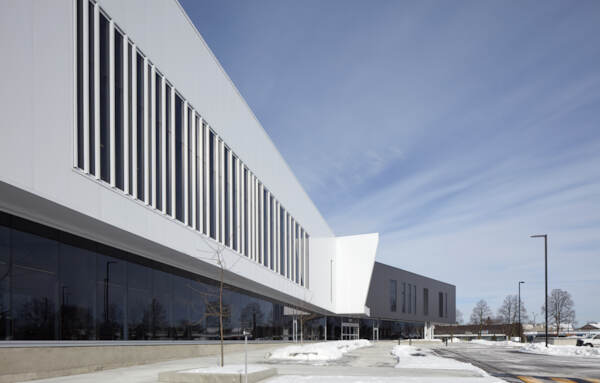 Nouveau complexe aquatique de Brossard