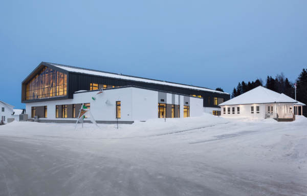 École Metis Beach Intermediate