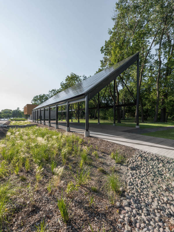 Pavillon d’accueil à énergie nette-zéro